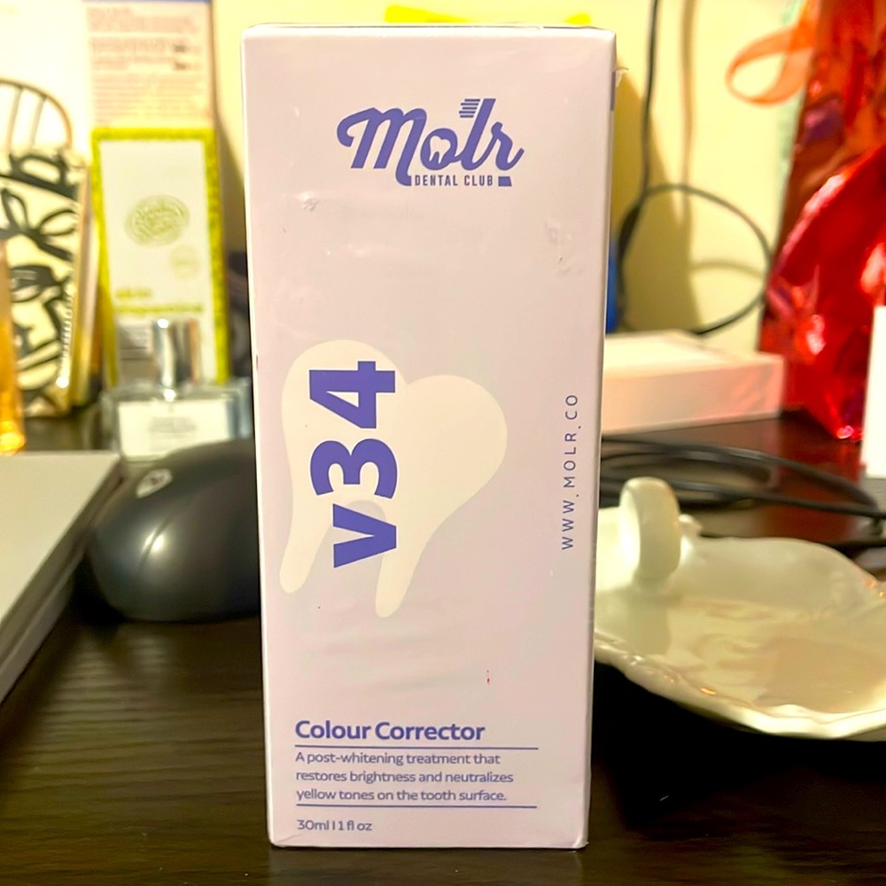 BNIB Molr Dental Club V3 Colour Corrector (000318)